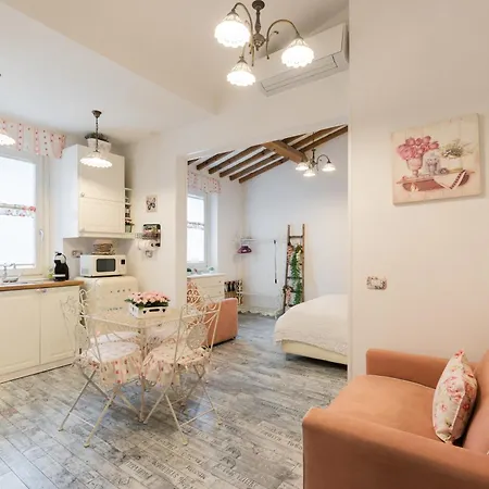 Apartament Casa Ornella Gioiellino In Centro