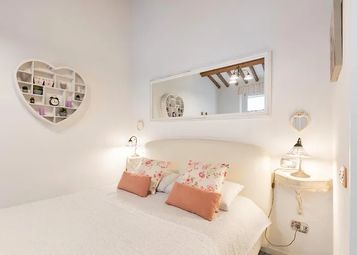 Casa Ornella Gioiellino In Centro Apartament